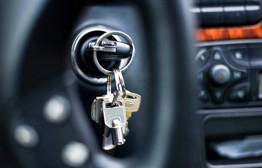 از کجا بفهمیم خودرو ایموبلایزر دارد؟